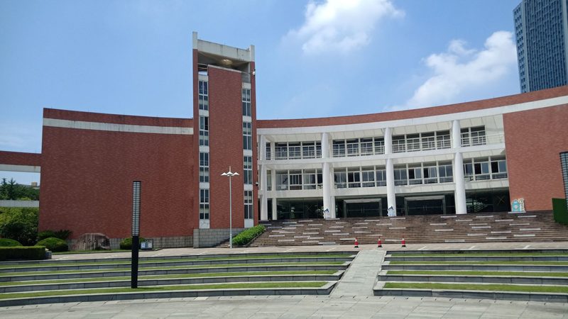 如何精准制作电子产品采购报价单